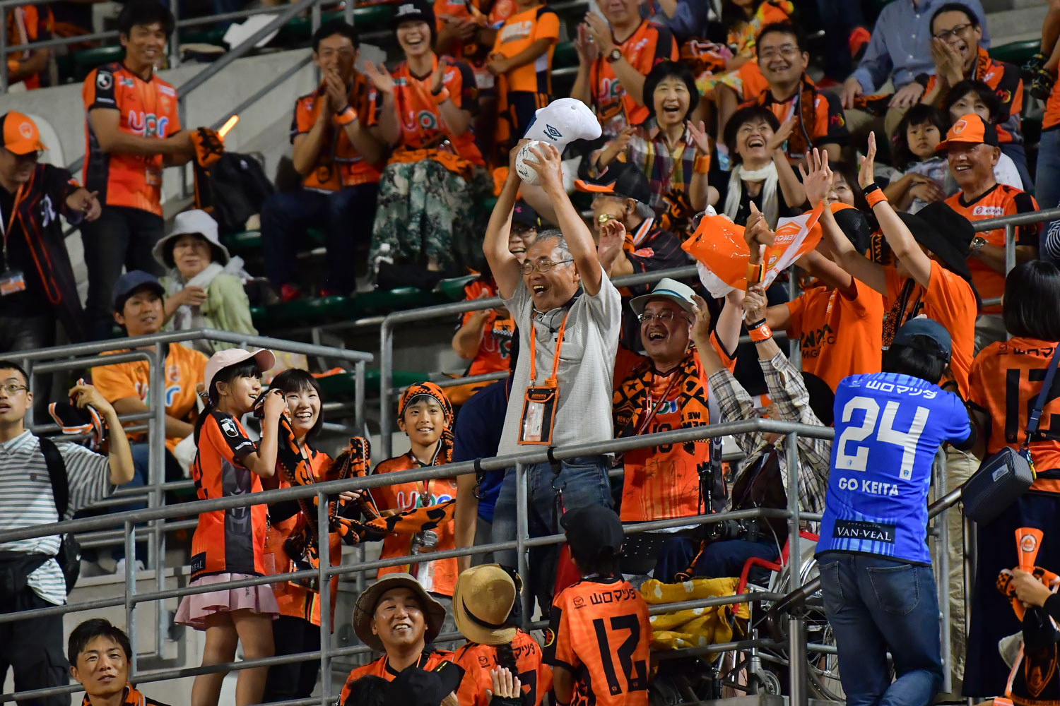 ピッチそばでもイベント開催