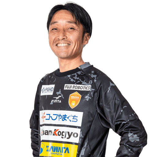 コーチ 横谷 亮