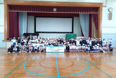 11/12『プロスポーツチームとの連携による体力向上推進事業』レディースの津永佳琳選手が下関市立安岡小学校を訪問！！